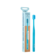 SZCZOTECZKA DO ZĘBÓW EXPERT CURVE 6580 MIĘKKA NIEBIESKA - NORDICS